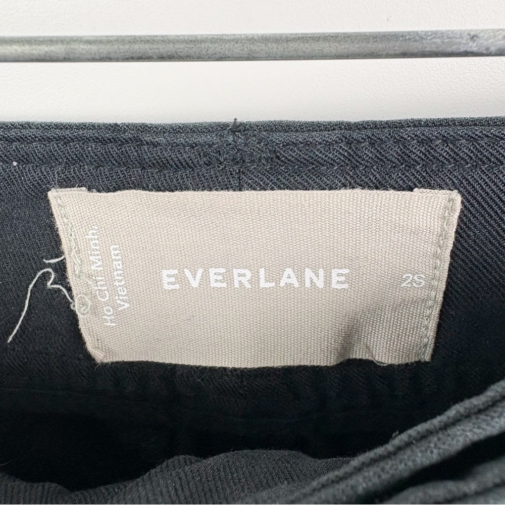 Everlane Draper Pleated Pant Buttersmooth Black Wide Leg Tencel Cotton 2 Short - Picture 3 of 4